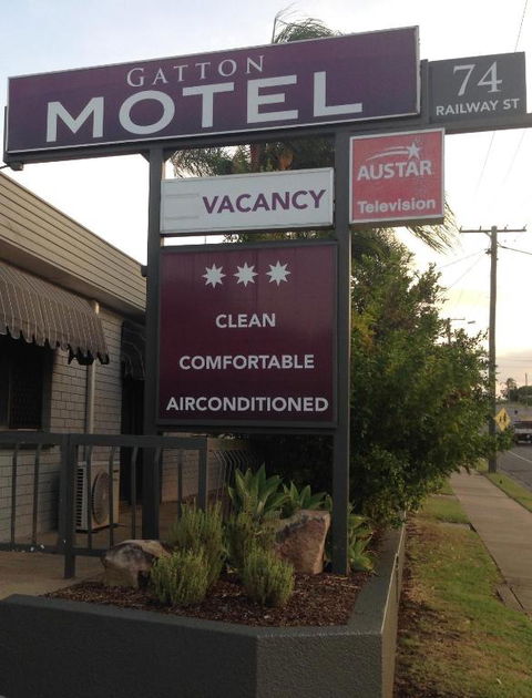 Gatton Motel - Perths Hotel 3