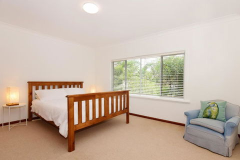 GERR14C - Salty Dog - Perths Hotel 4