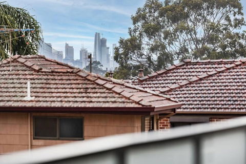 GLAD3 Gladesville Getaway Bright & Contemporary - Perths Hotel 1