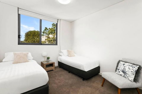 GLAD3 Gladesville Getaway Bright & Contemporary - Perths Hotel 2