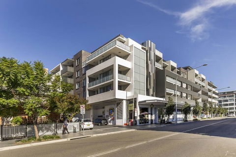 GLAD3 Gladesville Getaway Bright & Contemporary - Perths Hotel 3