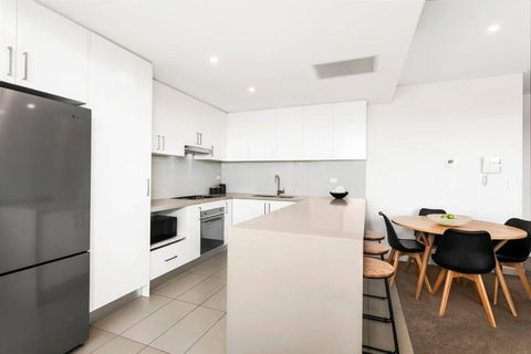 GLAD3 Gladesville Getaway Bright & Contemporary - Perths Hotel 4