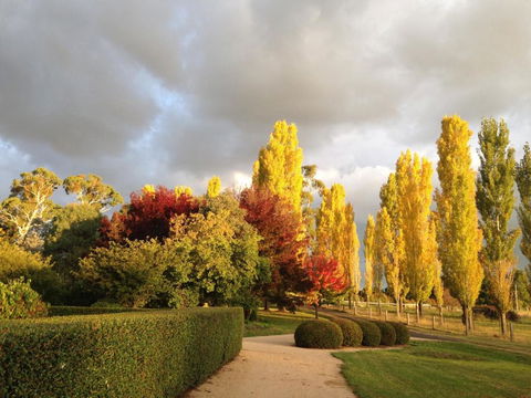 Glen Waverly Farmstay - Perths Hotel 1