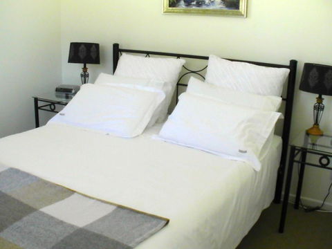 Glen Waverly Farmstay - Perths Hotel 4