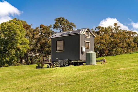 Golden Plains By Tiny Away - Perths Hotel 0