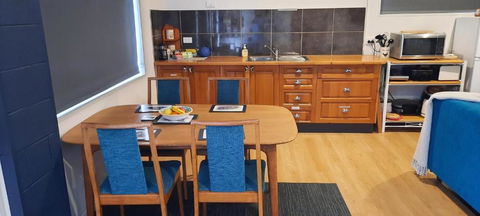 GOLDFIELDS STUDIO APARTMENT, Beaconsfield - Fully Self-contained, Air-conditioning - Perths Hotel 3