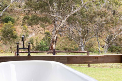 Grandview Accommodation - Hideaway Huts - Perths Hotel 3