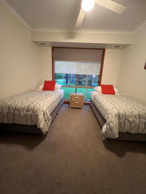 Greenways Holiday Units - Perths Hotel 3