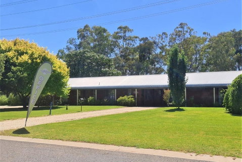 Greenways Holiday Units - Perths Hotel 1