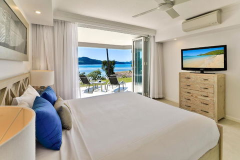 Hamilton Island Holiday Homes - Perths Hotel 2
