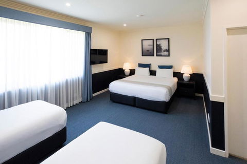 Hawkesbury Race Club Motel - Perths Hotel 1