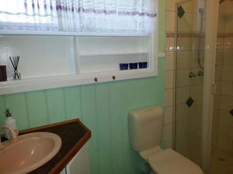 HEALESVILLE GETAWAY - Perths Hotel 1