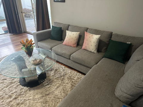 Home Away From Home In Northern Suburb Of Perth - Perths Hotel 3