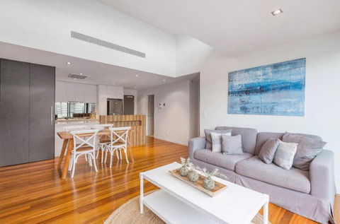 Hotel Lifestyle Home Living In Williamstown - Perths Hotel 0