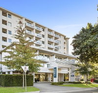 Adina Serviced Apartments Canberra Dickson - Perths Hotel