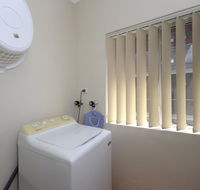 Adriana 6/83-85 Ronald Avenue - Perths Hotel