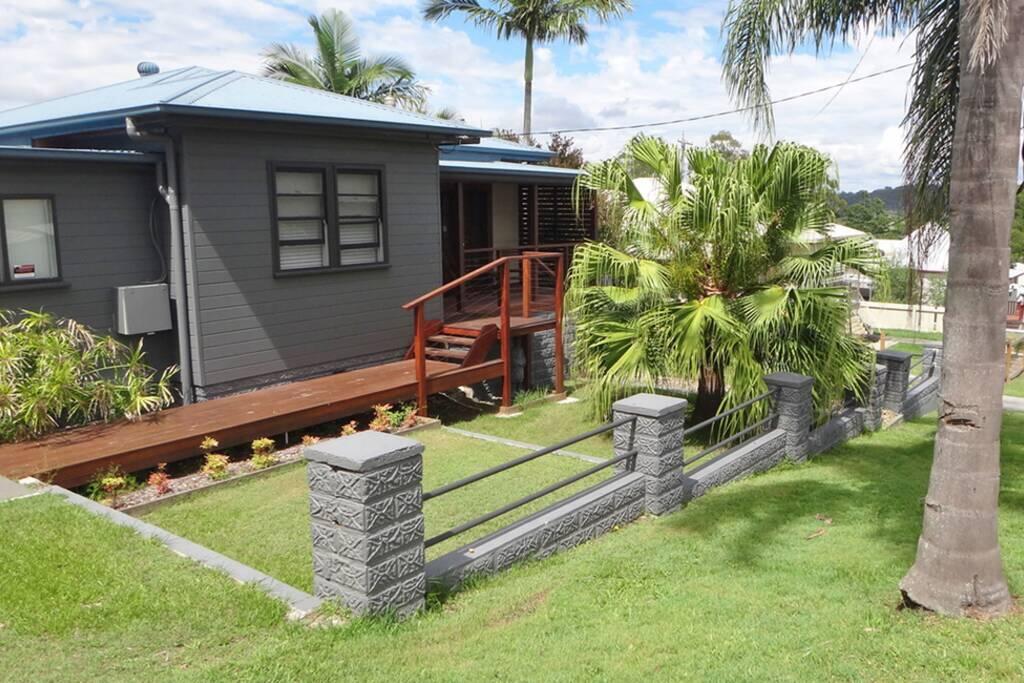 Ashby Heights NSW Perths Hotel