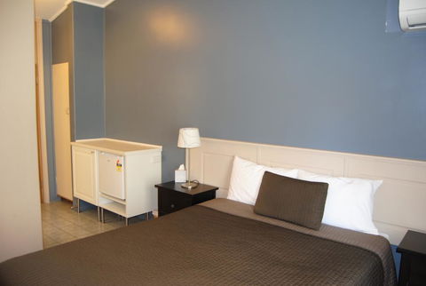 Airlie House Motor Inn - Perths Hotel 3
