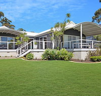 Akarana Beach House  Jervis Bay Rentals - Perths Hotel