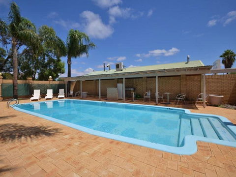 Albion Hotel - Perths Hotel 0
