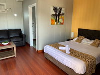 Book Finley Accommodation Vacations Perths Hotel Perths Hotel