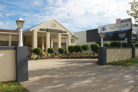 Albury Georgian Motel & Suites - Perths Hotel 2