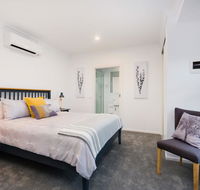 Albury Yalandra Apartment 2 - Perths Hotel