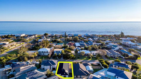 Aldinga Beach Experience - Perths Hotel 2