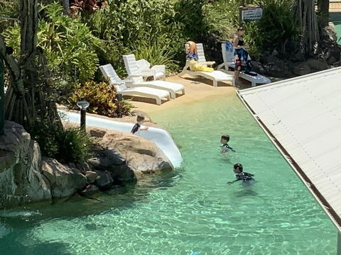 Alex Beach Resort Unit 305 - Perths Hotel 3