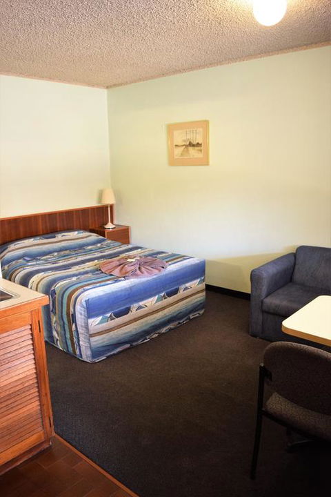 Alkira Motel - Perths Hotel 3