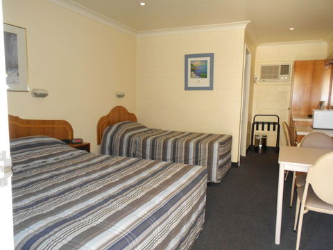 All Seasons Motor Lodge - Perths Hotel 2