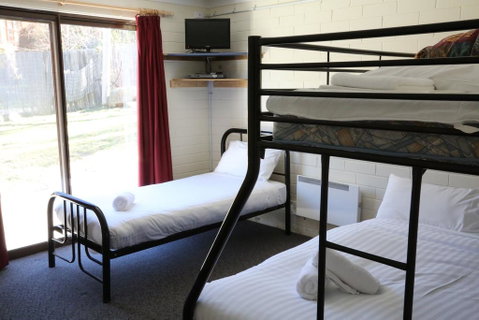 Alpha 8 - Perths Hotel 2