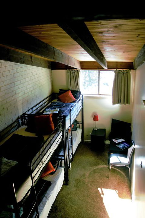 Alpine Retreat Mt Buller - Perths Hotel 3