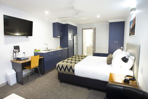 Altitude Motel Apartments - Perths Hotel 3