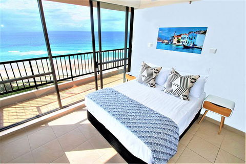 Amazing View In Surfers Paradise! Hidden Gem - Perths Hotel 3