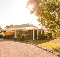 Among the Vines - Perths Hotel