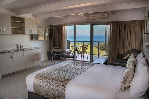 Amooran Oceanside Apartments And Motel - Perths Hotel 1