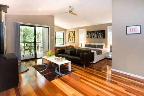 Amore On Buderim Rainforest Cabins - Perths Hotel 2