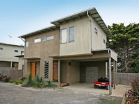 Book Torquay Accommodation Vacations Perths Hotel Perths Hotel