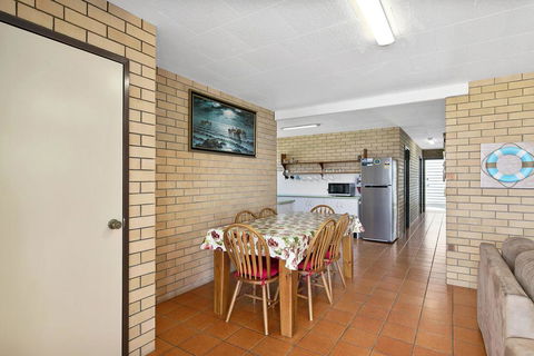 Angabunga - Perths Hotel 3