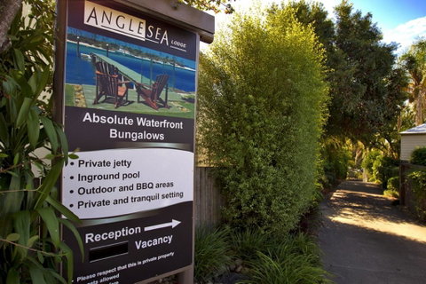 Anglesea Lodge - Perths Hotel 0