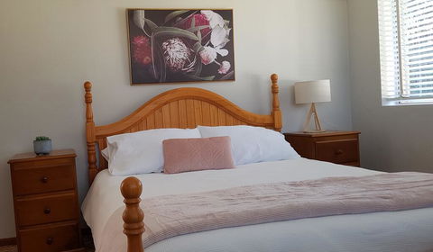 Apartment With Sweeping View Of The Bay, 2 Bedrooms, Sleeps 5 - Perths Hotel 1