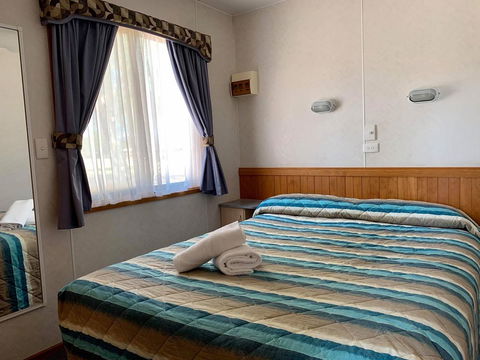 Apex RiverBeach Holiday Park - Perths Hotel 1