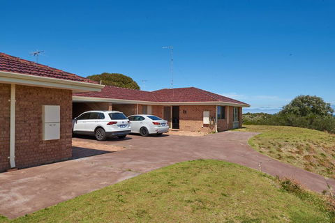 API Preston Beach Front Apartments - Perths Hotel 0