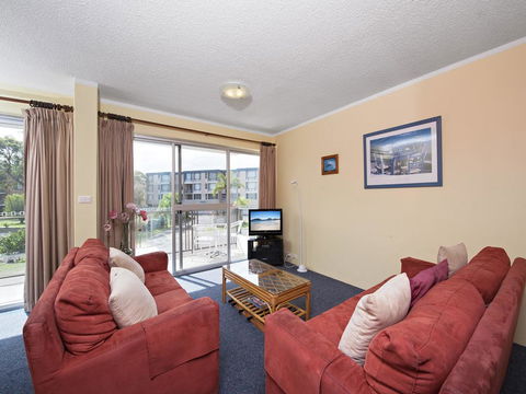 Apollo Court 3 - Nelson Bay - Perths Hotel 2