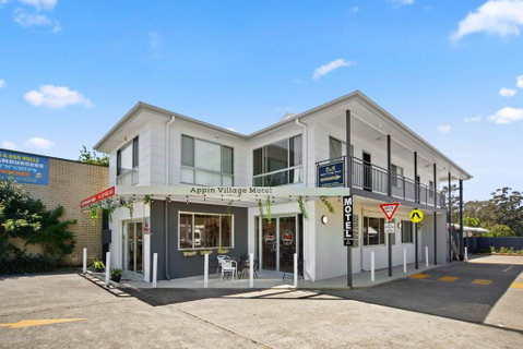 Appin Village - Perths Hotel 2