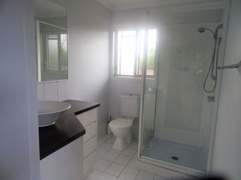 Apurla Hervey Bay - Located At The Point - Perths Hotel 3