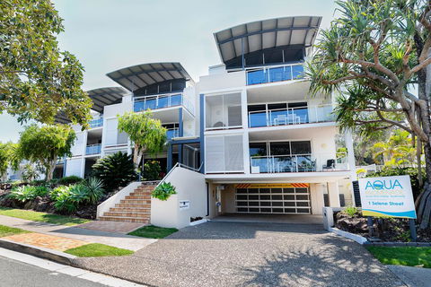 Aqua Promenade Beachfront Holiday Apartments - Perths Hotel 0