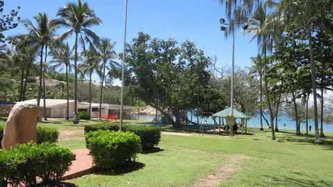Arcadia Beach Unit 4 - Perths Hotel 3