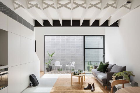Architectural Design Award Winning City House - Perths Hotel 0